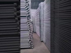 1.5m Seguridad Exterior de alambre de malla metálica cercas patio trasero / cerco de jardín y puerta