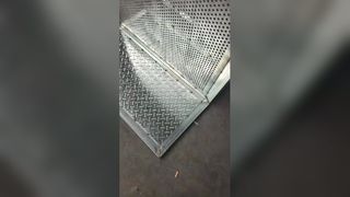 Barreras de control de multitudes de aluminio para eventos.