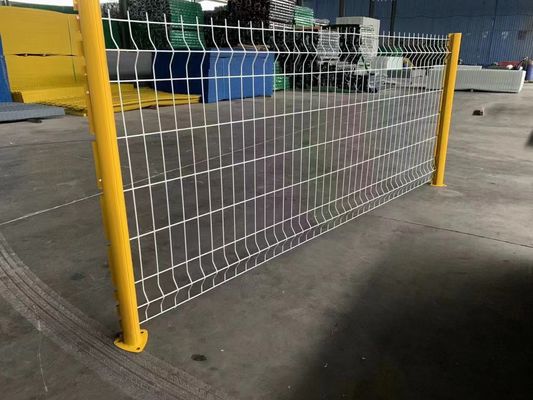 Customized 3D Curved Welded Wire Mesh Fence Home / Outdoor V Mesh Security Fencing