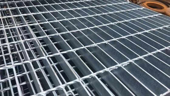 5mm Hot Dipped Galvanized Steel Grating Welded Drainage Steel Grating