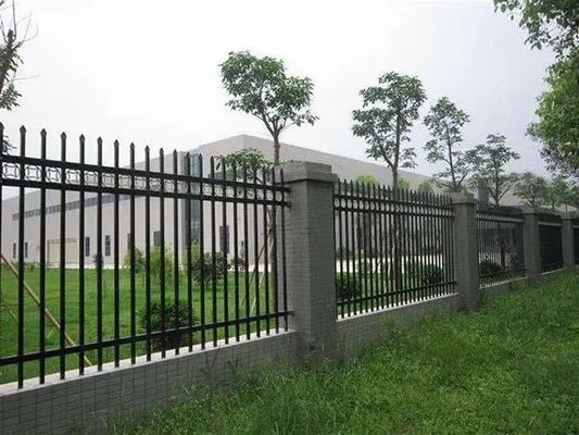 1.5M Hot Dipped Galvanized Metal Steel Fence Tubular Picket Fence