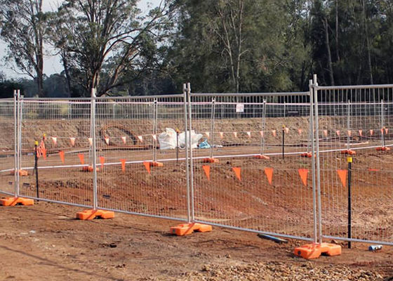 32mm Frame Tube 2.1*2.4M Temporary Fence Panels For Highway