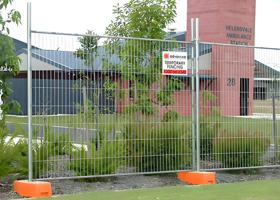 Heavy Duty 2.1m Metal Temporary Fence Panel Rust-Resistant Construction Site Barrier with Interlocking System