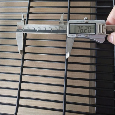 Modern Design 4mm Wire Diameter Clear View High Security 358 Anti Climb Fence