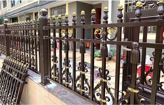 Brown Spear Design Spear Top Security Fencing Outdoor Steel Palisade Fencing
