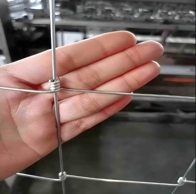 Peso pesado 1.5M*100M Nudo fijo de metal galvanizado de cercas de ganado para el control de animales