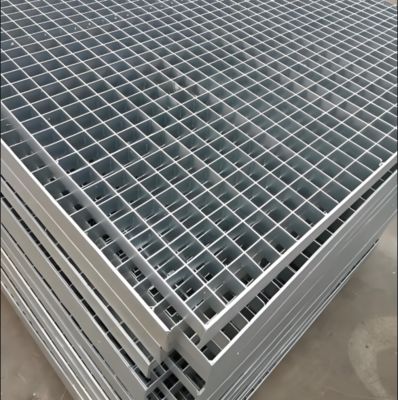 Plataforma de rejilla de acero galvanizado en caliente dentada de 30x100MM